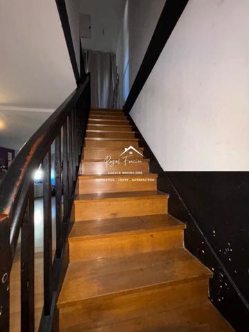 Maison au coeur du village, terrain non attenant