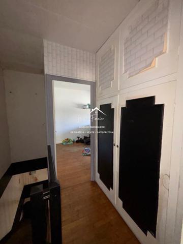 Maison au coeur du village, terrain non attenant