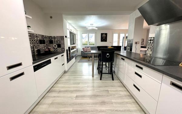 Maison à vendre    6 pièces •  Plouzané