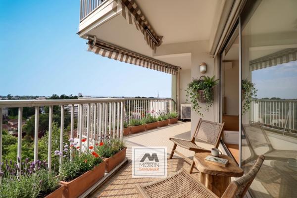 BORDEAUX CAUDÉRAN – à vendre appartement traversant avec ascenseur, 4 chambres, terrasse et garage