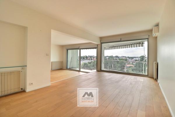 BORDEAUX CAUDÉRAN – à vendre appartement traversant avec ascenseur, 4 chambres, terrasse et garage