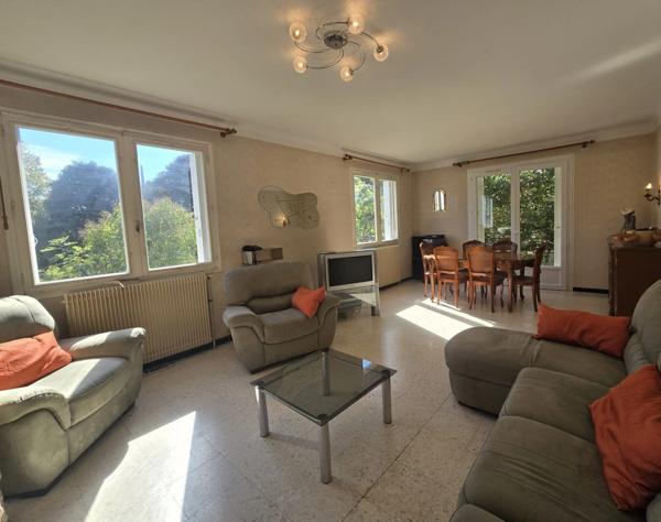 Maison 3chambres avec 2 studios indépendants – Centre de Nérac