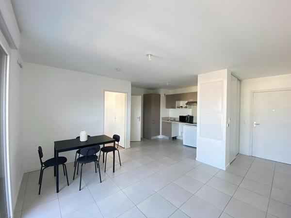 33150 BAS CENON - APPARTEMENT MEUBLE 2 PIECES A LOUER