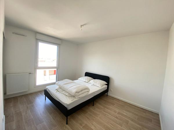 33150 BAS CENON - APPARTEMENT MEUBLE 2 PIECES A LOUER