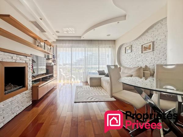 Duplex meublé T3 esprit Yachting - 2 terrasses - Marina Baie des Anges