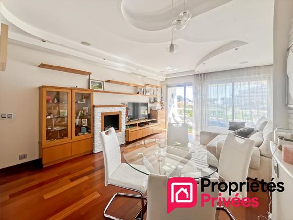 Duplex meublé T3 esprit Yachting - 2 terrasses - Marina Baie des Anges