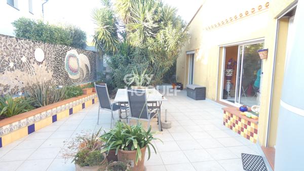 Maison à vendre à Perpignan (66000) - 6 pièces, 4 chambres, 183 m²
