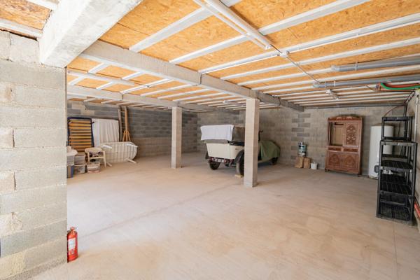 Maison individuelle de 127m² avec vue dégagée - garage de 106m²