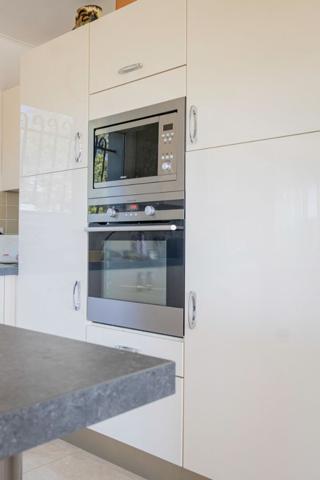 Maison individuelle de 127m² avec vue dégagée - garage de 106m²