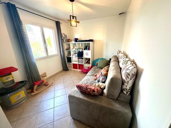 Mèze Villa T4 + appartement T2