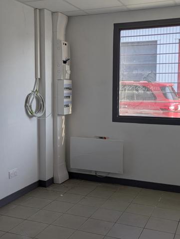 Local/bureau à louer CHAMBERY (73) 242 m²