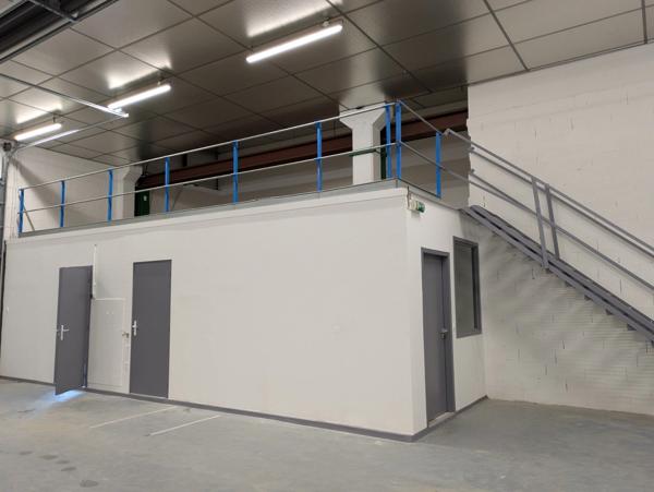 Local/bureau à louer CHAMBERY (73) 242 m²