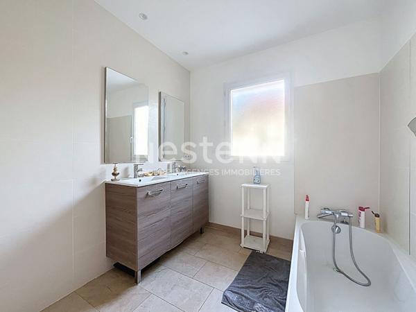 Maison à vendre Brive la Gaillarde - vie de plain pied - Quartier Rollinat - sous-sol aménageable - 3 chambres