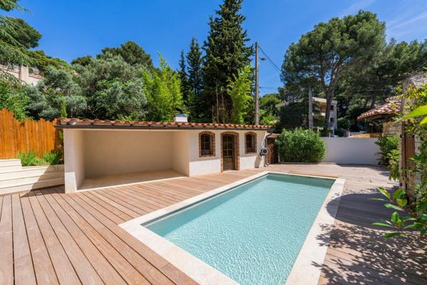 Vente Maison de luxe Cassis 6 Pièces 218 m²