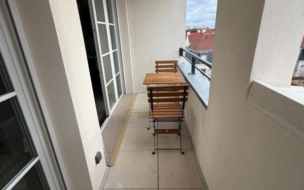 Appartement à louer    3 pièces •  Serris