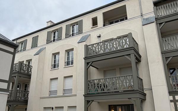 Appartement à louer    3 pièces •  Serris