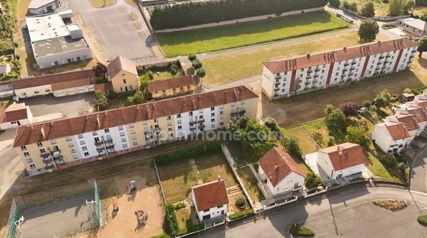 STENAY – ENSEMBLE IMMOBILIER 72 LOGEMENTS – 27 GARAGES – PROCHE BELGIQUE ET LUXEMBOURG