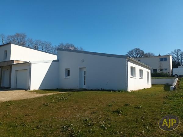 Location maison Bohal : 894 € - AJP Immobilier Questembert