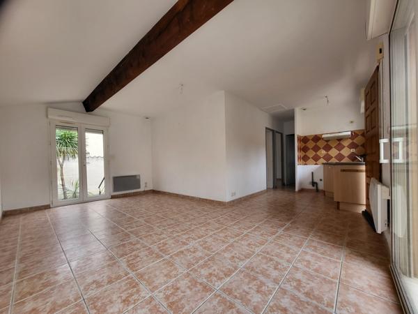 Ensuès-la-Redonne (13820) MAISON DE PLAIN PIED 3 PIECES AVEC 2 PLACES DE PARKING