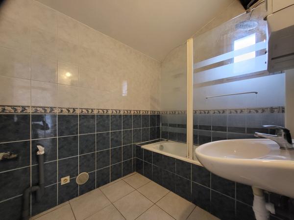 Ensuès-la-Redonne (13820) MAISON DE PLAIN PIED 3 PIECES AVEC 2 PLACES DE PARKING