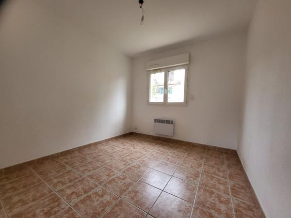 Ensuès-la-Redonne (13820) MAISON DE PLAIN PIED 3 PIECES AVEC 2 PLACES DE PARKING