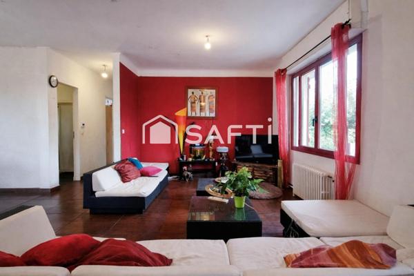 A vendre maison familiale de 180 m² en hyper-centre de Parentis-en-Born