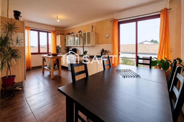 A vendre maison familiale de 180 m² en hyper-centre de Parentis-en-Born