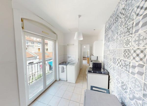 Appartement à louer    2 pièces •  Saint-Étienne