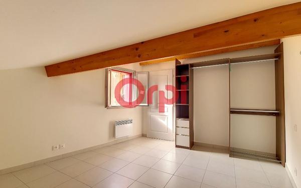 Appartement à louer    1 pièce •  Prades