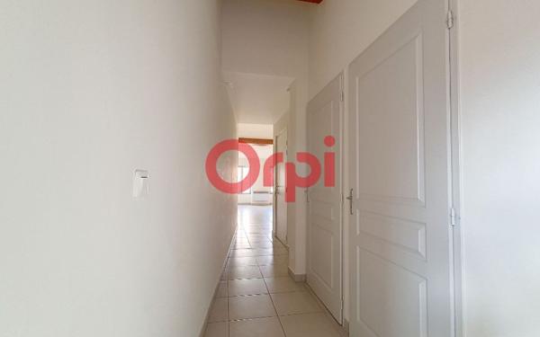 Appartement à louer    1 pièce •  Prades