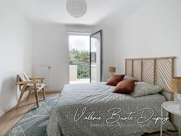 Appartement à vendre 4 pièces 80,35m2 3 chambres terrasse et stationnement ORLEANS St Marc