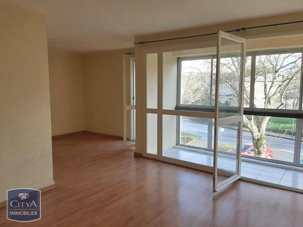 Appartement à louer 3 pièces 73m² Cherbourg-en-Cotentin (50130)