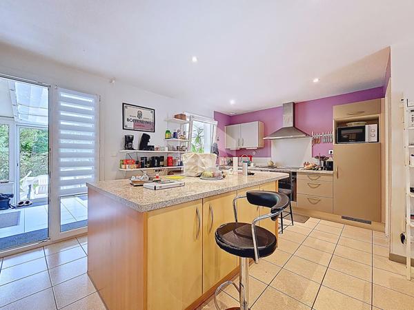 Maison Mont Saint Martin 3 pièce(s) 92 m2 VIAGER