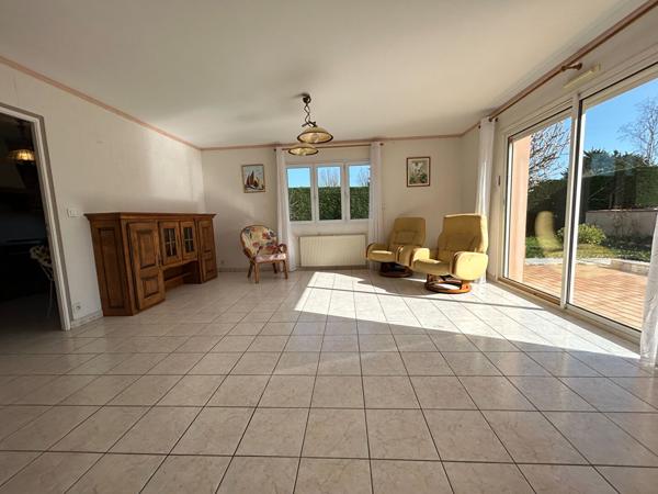 Maison 4 pièce(s) 102 m2 secteur les plesses