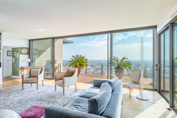 Vente Penthouse Sainte-Foy-lès-Lyon 5 Pièces 214 m²