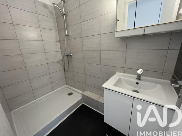 Location appartement 3 pièces 52,36 m² Nîmes