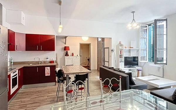Appartement à louer    3 pièces • 73 m2 Bayonne