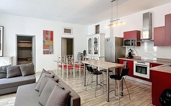 Appartement à louer    3 pièces • 73 m2 Bayonne