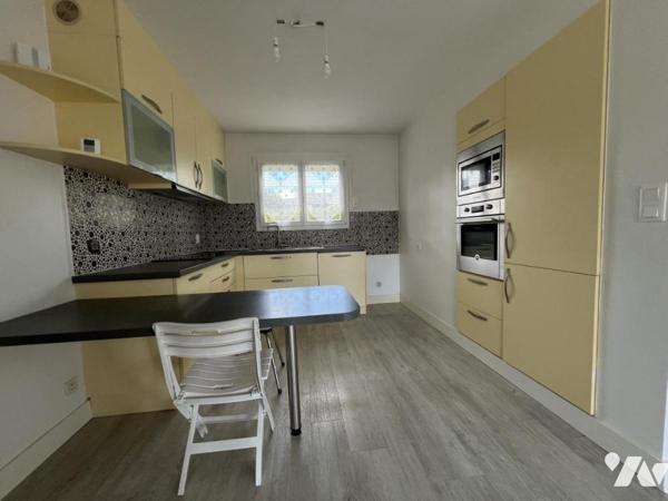 HENNEBONT maison t7 sur 538 M² de terrain 