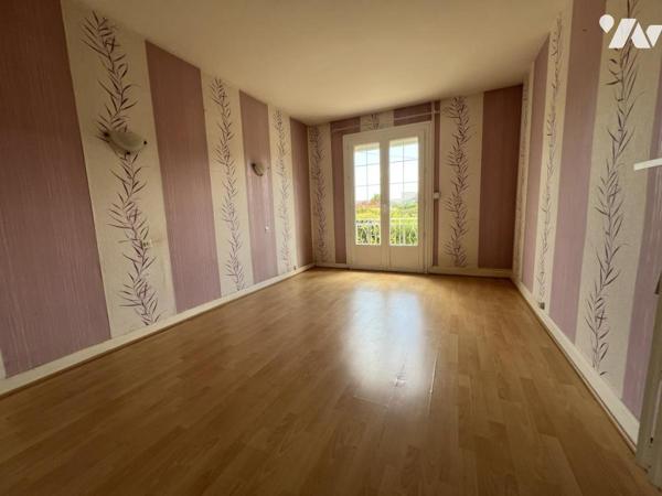 HENNEBONT maison t7 sur 538 M² de terrain 
