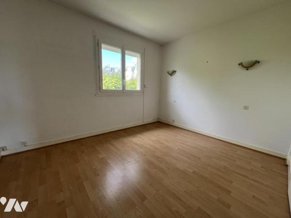 HENNEBONT maison t7 sur 538 M² de terrain 
