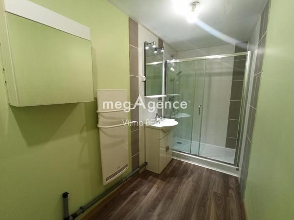 Immeuble à VILLENEUVE-L'ARCHEVEQUE, 89190 - 133m²