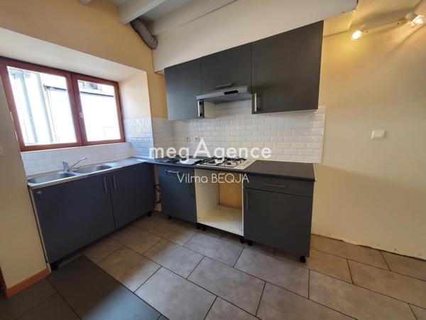 Immeuble à VILLENEUVE-L'ARCHEVEQUE, 89190 - 133m²