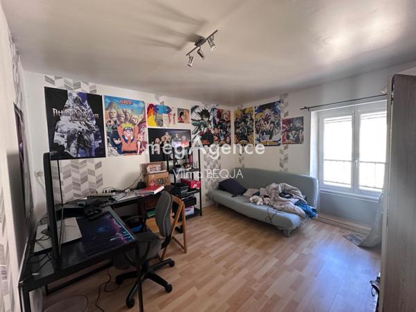 Immeuble à VILLENEUVE-L'ARCHEVEQUE, 89190 - 133m²