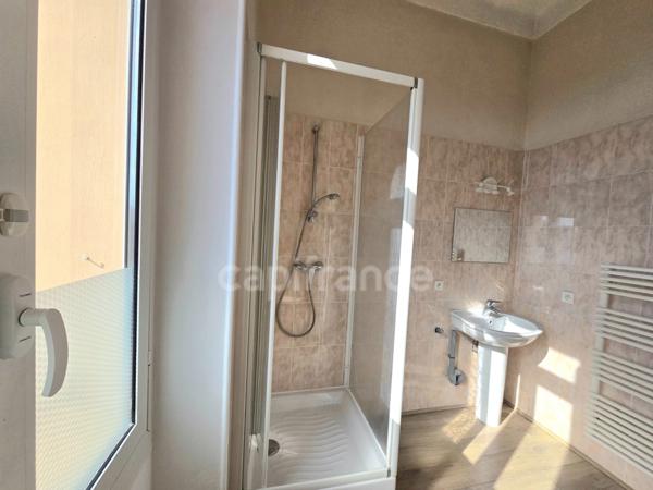 Appartement à vendre 4 pièces SAINT CYR SUR MER (83)