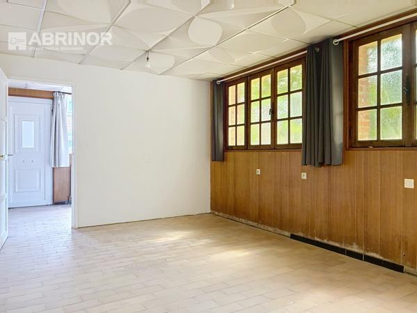 Maison avec potentiel professionnel – 145 m² + 200 m² utiles LAMBERSART