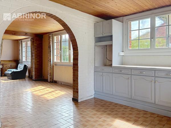 Maison avec potentiel professionnel – 145 m² + 200 m² utiles LAMBERSART