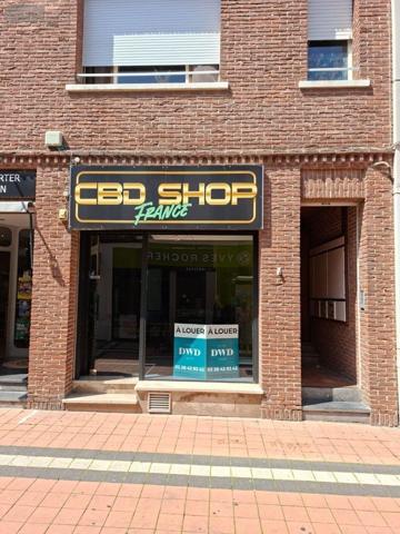 Local commercial à louer à Hazebrouck dans le Nord (59190), ref : 13078/3378   
CENTRE VILLE