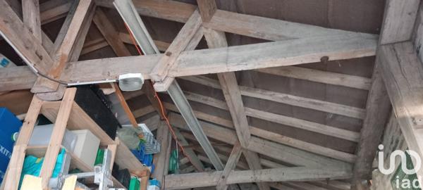 Maison 5 pièces de 101 m² à Bors-de-Montmoreau (16190)