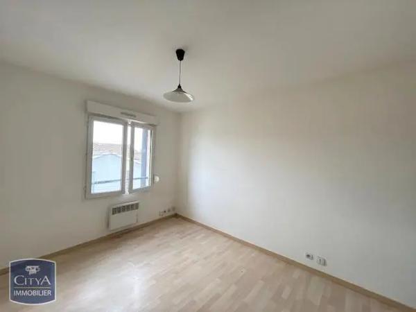 Appartement à louer 1 pièce 20.72m² Talence (33400)
